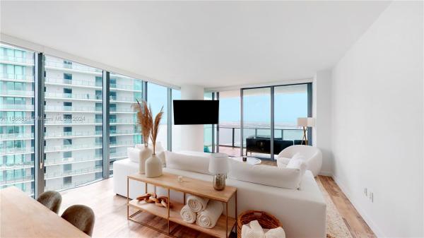 Paraiso Bay, 650 NE 32nd St #4607, Miami, Florida 33137, image 1