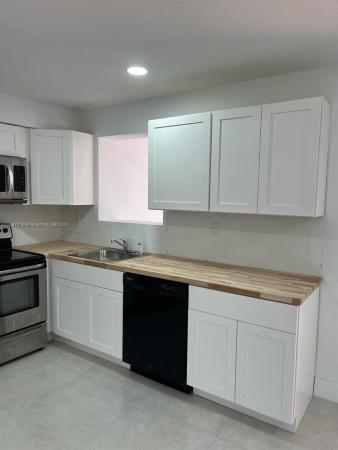 Opa-Locka Residential, 1015 Dunad Ave, Opa-Locka, Florida 33054, image 3
