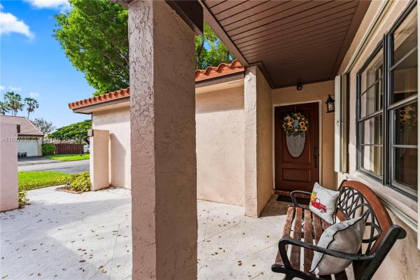 The Moors Cluster Homes, 6331 NW 181st Ter, Country Club, Florida 33015, image 3