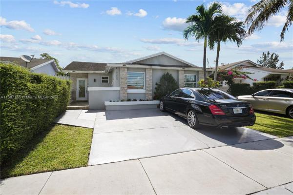Estancia, 19355 SW 123rd Ave, South Miami Heights, Florida 33177, image 3