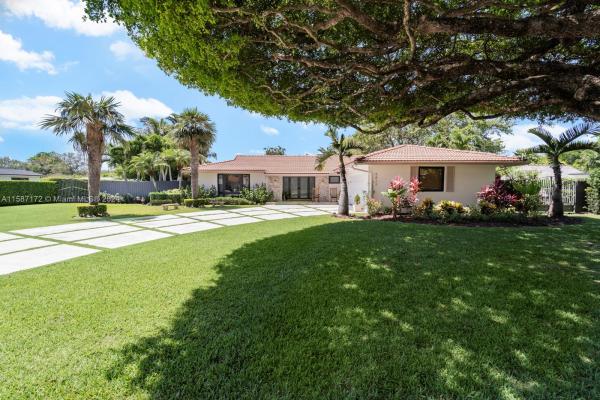 Coral Reef Estates, 8822 SW 161st St, Palmetto Bay, Florida 33157, image 2