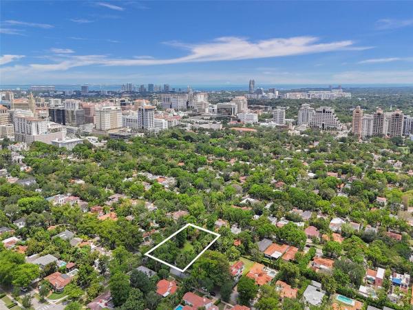 Coral Estates, 600 Madeira Ave, Coral Gables, Florida 33134, image 1
