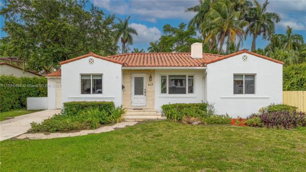 Country Club Estates, 913 Morningside Dr, Miami Springs, Florida 33166, image 2