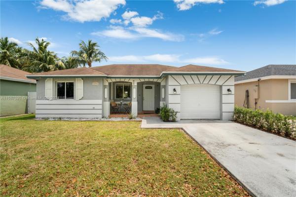 Amerihomes, 13472 SW 282nd Ter, Three Lakes, Florida 33033, image 1