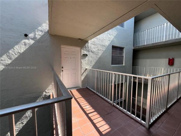 Samari Lake East, 10090 NW 80th Ct #1451, Hialeah Gardens, Florida 33016, image 1
