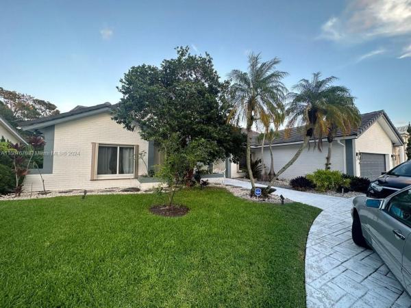 La Reserve At Woodmont, Tamarac, Florida 33321, image 2