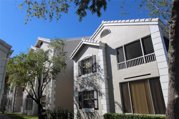 LakeView Club, 2880 N Oakland Forest Dr #212, Oakland Park, Florida 33309, image 1