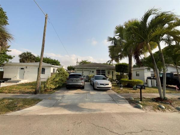 Liberia, 2220 Cody St, Hollywood, Florida 33020, image 1
