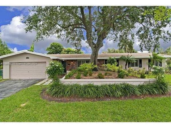 Green Briar Acres, 13795 SW 82nd Ave, Palmetto Bay, Florida 33158, image 1