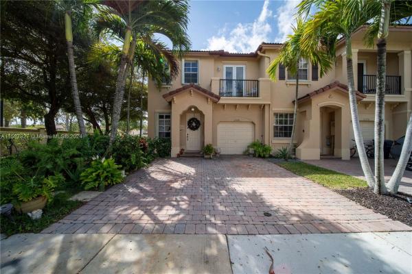 Tuscany Village, 12774 SW 135th Ter #12774, Three Lakes, Florida 33186, image 3