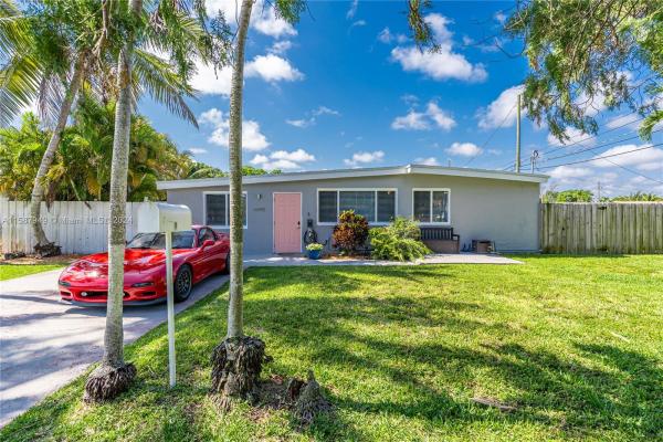 Coral Villas, 6490 SW 29th St, Coral Terrace, Florida 33155, image 3