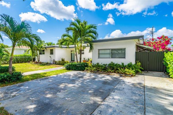 Monticello Park, 1040 NE 166th St, North Miami Beach, Florida 33162, image 1