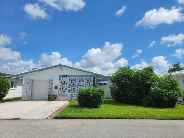 Sunset Isle 13, 8103 NW 59th Ct, Tamarac, Florida 33321, image 1