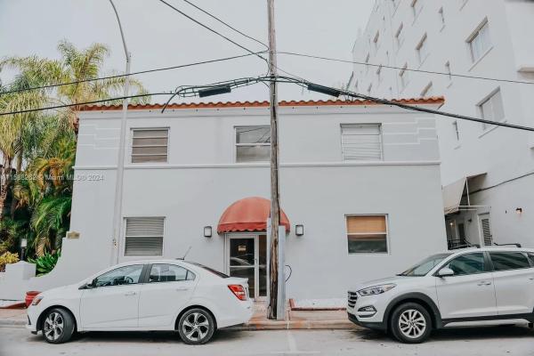 Carmel Villas, 215 30th St #7, Miami Beach, Florida 33140, image 3
