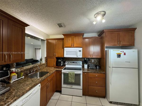 Villa Doral, 4768 NW 114th Ave #201-4, Doral, Florida 33178, image 1