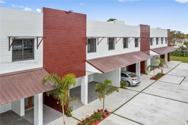 Alphaville, 958 NW 10th St #3, Florida City, Florida 33034, image 1