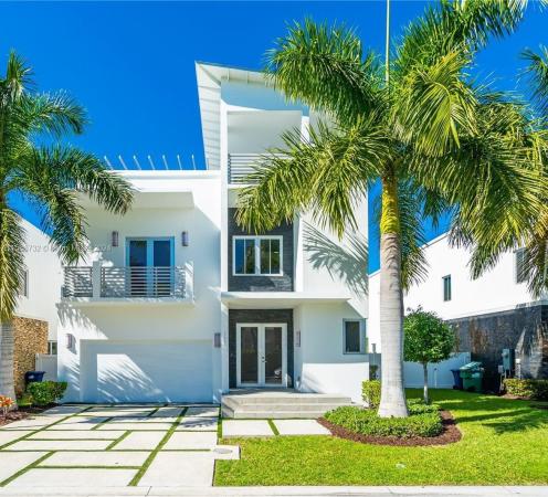 Oasis Park Square At Doral, 3420 NW 84th Ave, Doral, Florida 33122, image 1