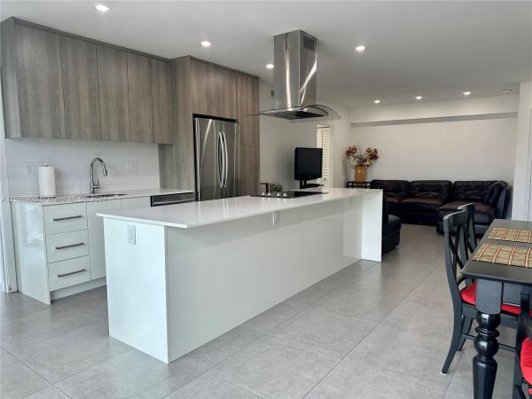 Key Biscayne Ambassador, 575 Crandon Blvd #401, Key Biscayne, Florida 33149, image 3