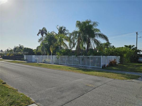 Leisure City Residential, 14631 SW 293rd St, Leisure City, Florida 33033, image 3