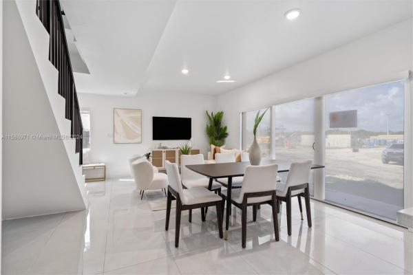 On Alba, 256 NW 13th Ct, Florida City, Florida 33034, image 3