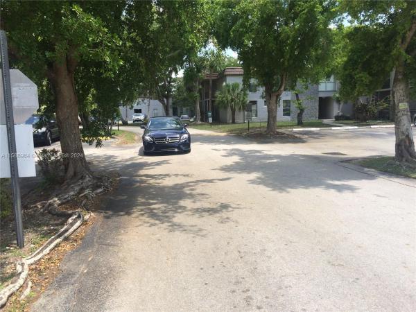 Kendall Acres, 10353 N Kendall Dr #BB1, Kendall, Florida 33176, image 3