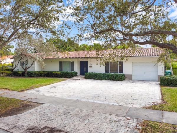 Cypress Cove Estates, Sunset, Florida 33173, image 1