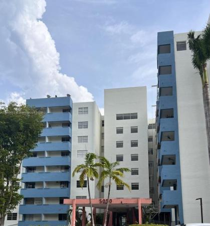 5050 Building, 5050 NW 7th St #305, Miami, Florida 33126, image 1