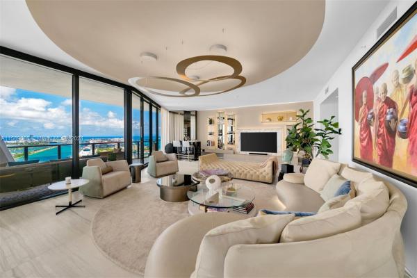One Thousand Museum, 1000 Biscayne Blvd #4202, Miami, Florida 33132, image 1
