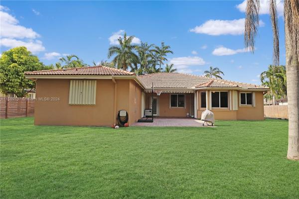 Deering Point, 9402 SW 149th St, Kendall, Florida 33176, image 3