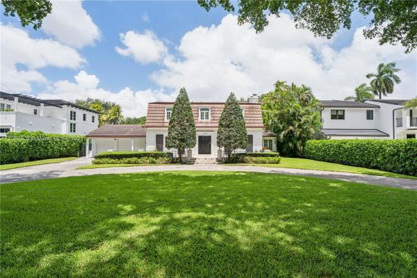 Coral Gables Country Club, 3401 Granada Blvd, Coral Gables, Florida 33134, image 2