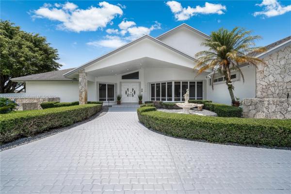 Mary Ann Estates, 14210 SW 104th Ave, Kendall, Florida 33176, image 1