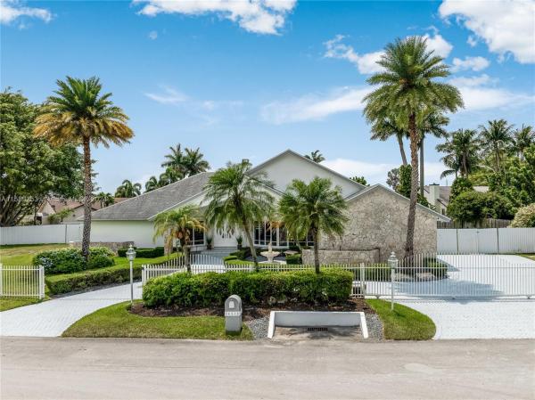 Mary Ann Estates, 14210 SW 104th Ave, Kendall, Florida 33176, image 3