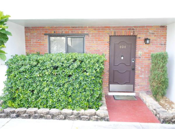 Miller Sixty-Seven Townhouses, 5555 Ludlam Rd #42, South Miami, Florida 33155, image 1