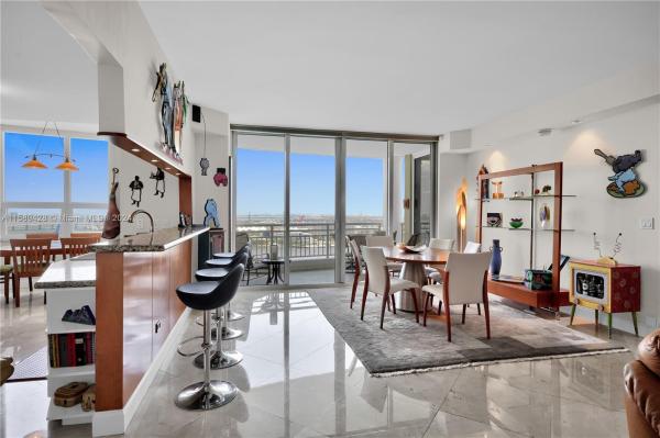 Three Tequesta Point, 848 Brickell Key Dr #2502, Miami, Florida 33131, image 2