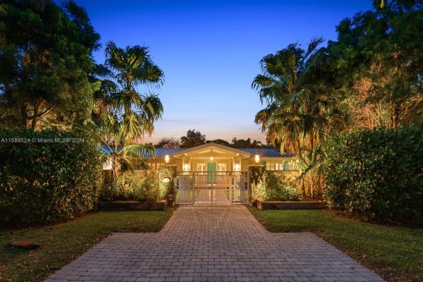 6333 SW 104th St, Pinecrest, Florida 33156, image 2