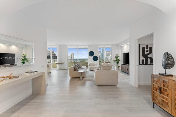 One Tequesta Point, 888 Brickell Key Dr #1503, Miami, Florida 33131, image 1