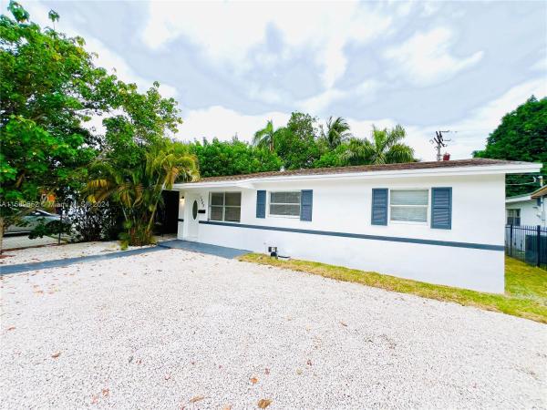Washington Park, 1565 NE 152nd Ter, North Miami Beach, Florida 33162, image 1