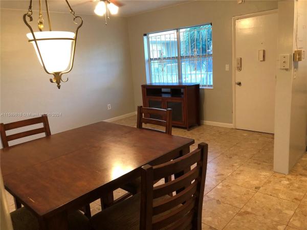 Dadeland Park, 7505 SW 82nd St #202, Glenvar Heights, Florida 33143, image 3
