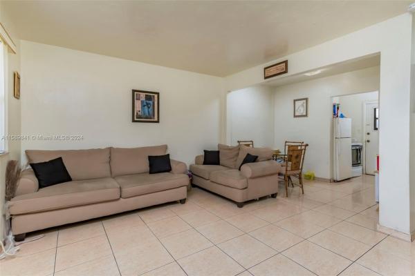 Brownsville No HOA, 2929 NW 47th St, Brownsville, Florida 33142, image 3