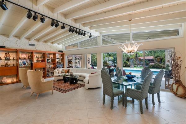 Highland Oak Gardens, 20610 NE 22nd Pl, Ojus, Florida 33180, image 2