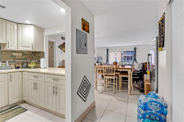 Town Square, 4848 NW 24th Ct #212, Lauderdale Lakes, Florida 33313, image 1