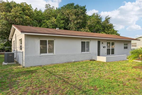 Leslie Estates, 3270 NW 197th St, Miami Gardens, Florida 33056, image 3