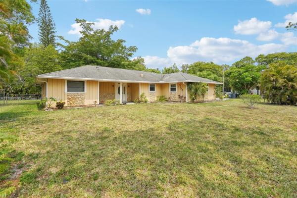 The Acreage, 4151 N 121st Ter N, Royal Palm Beach, Florida 33411, image 1