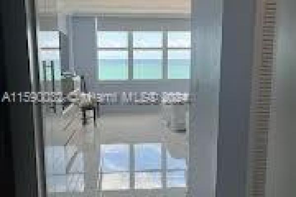 The Pavilion, 5601 Collins #1010, Miami Beach, Florida 33140, image 1