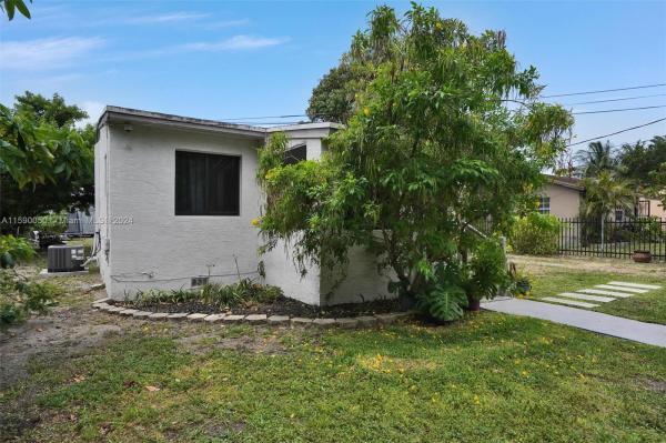 Airline Estates, 1876 NW 88th St, West Little River, Florida 33147, image 2