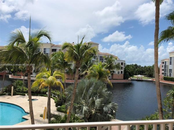 Resort Villa, 709 Crandon Blvd #309, Key Biscayne, Florida 33149, image 1