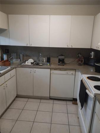 Los Arboles, 1900 W 68th St #E103, Hialeah, Florida 33014, image 3