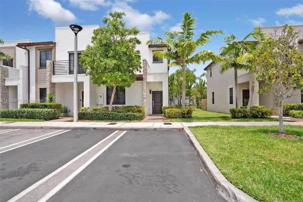 Andalucia At Via Ventura, 317 NE 208th Ter #317, Ives Estates, Florida 33179, image 1