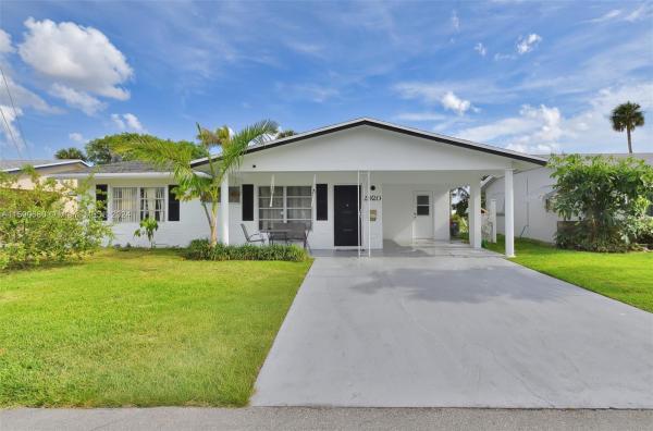 Tamarac Lakes South, 2920 NW 48th St, Tamarac, Florida 33309, image 1