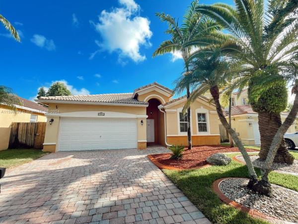 Villas Del Campo, 10841 SW 244th Ter, Princeton, Florida 33032, image 1